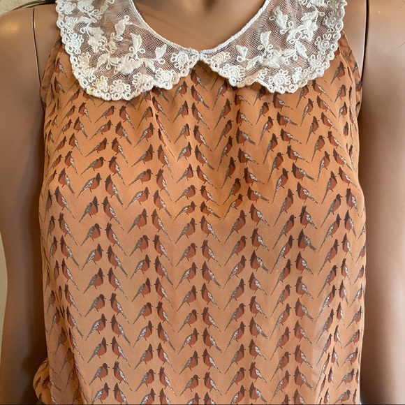 Forever 21 Sleeveless Top w/ Bird Print & Peter Pan Collar Size Small - Picture 5 of 14